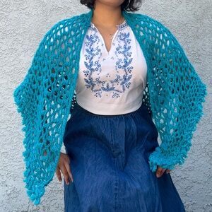 1970s Turquoise Crochet Shawl